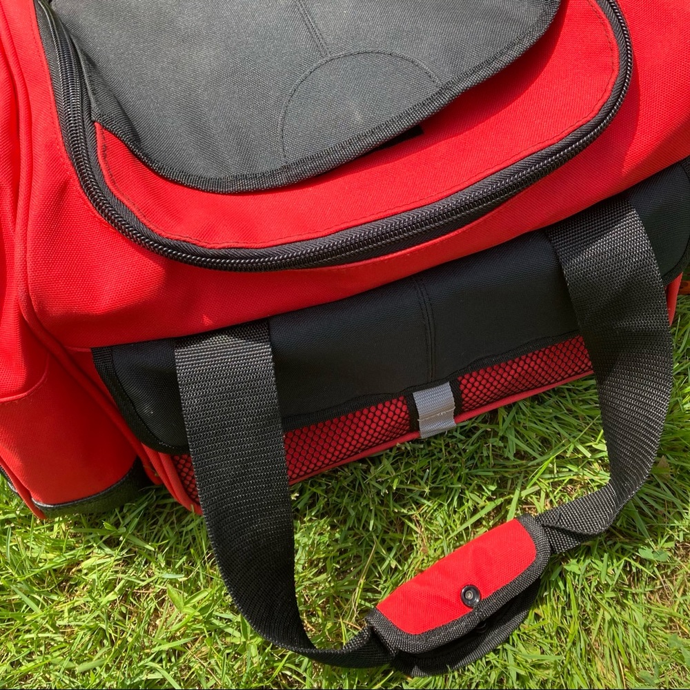 Marlboro Collectors Gear Fishing Tackle Bag - Picture 12 of 16